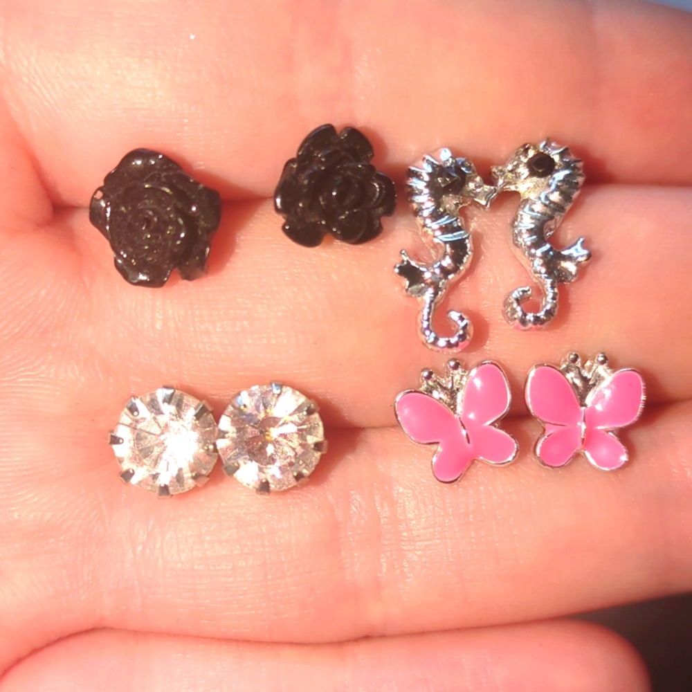Cute earrings bundle!